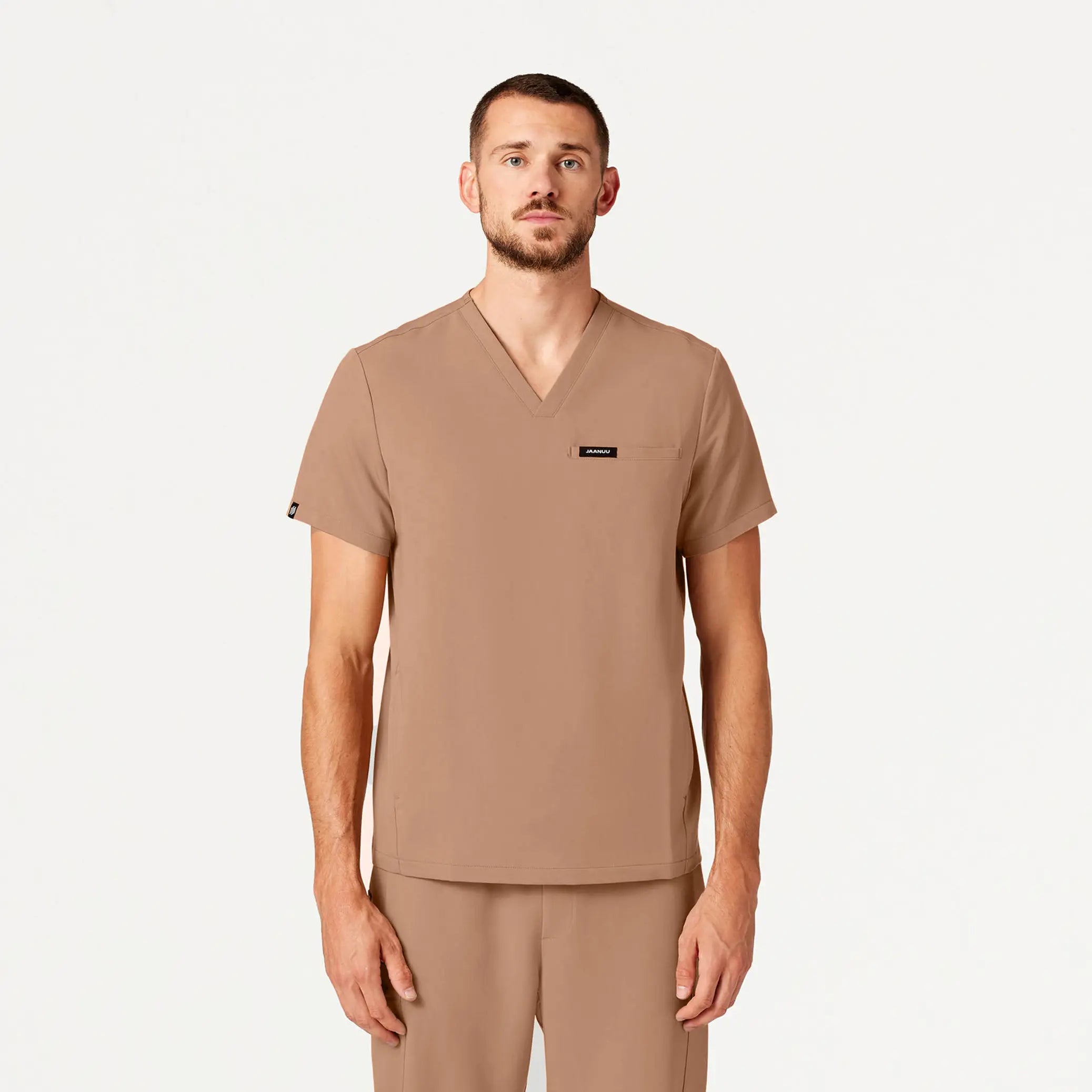 Jaanuu Men's Platt 3-Pocket Scrub Top - Clay