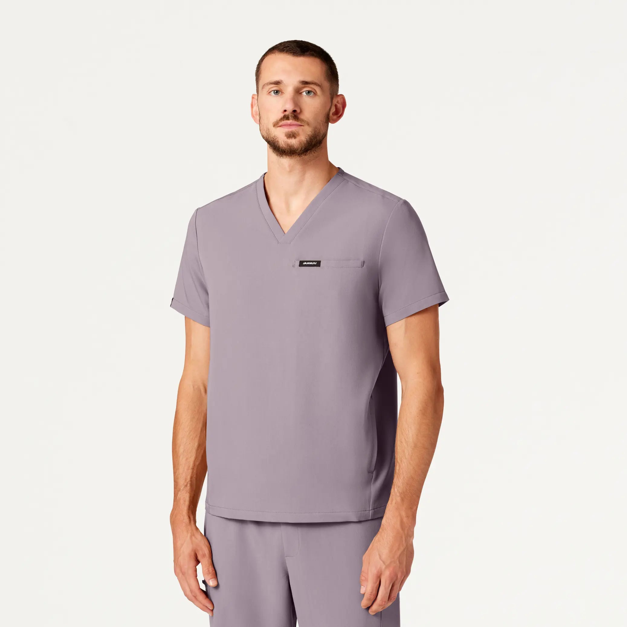 Jaanuu Men's Platt 3-Pocket Scrub Top - Chrome