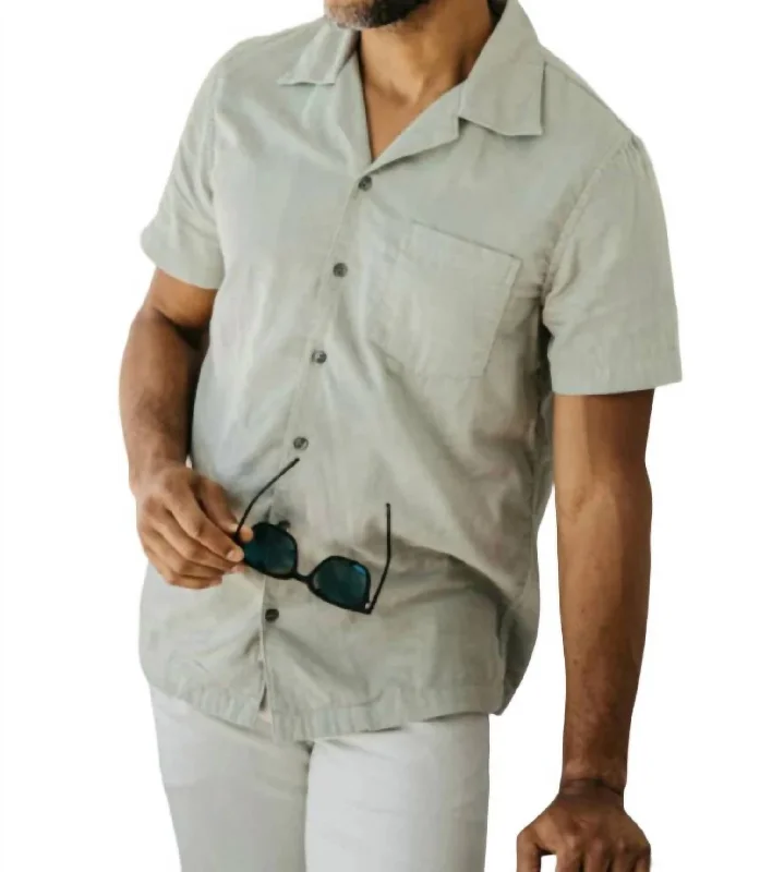 Wrench Short Sleeve Shirt In Pale Leaf